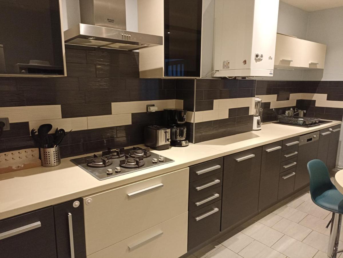 Apartment Le Sunshine, 5 Chambres, Wifi Et Parking Inclus Le Coteau